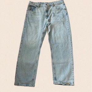 Wrangler light wash straight cut Jeans